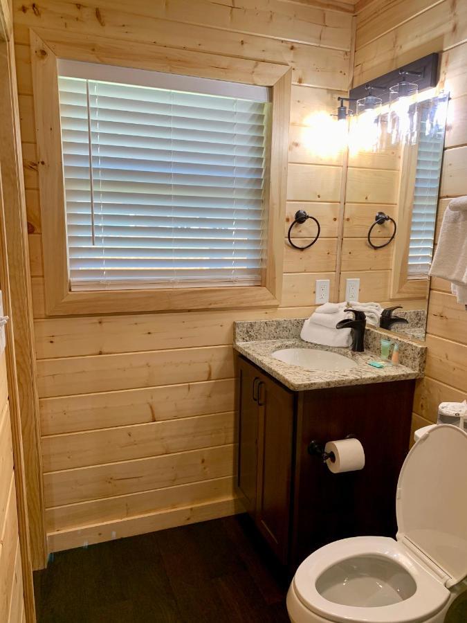 The Brick House: Brand New! 3 Bedroom Home With Private Driveway Pigeon Forge Eksteriør billede
